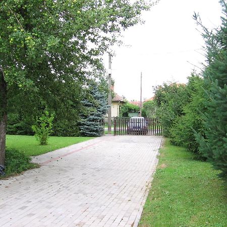 Bed and Breakfast Bundics Vendeghazak Ленті Екстер'єр фото