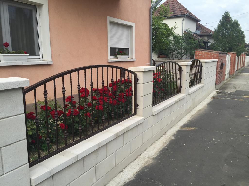 Bed and Breakfast Bundics Vendeghazak Ленті Екстер'єр фото
