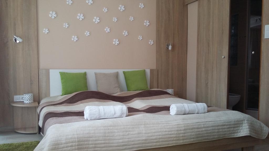 Bed and Breakfast Bundics Vendeghazak Ленті Екстер'єр фото
